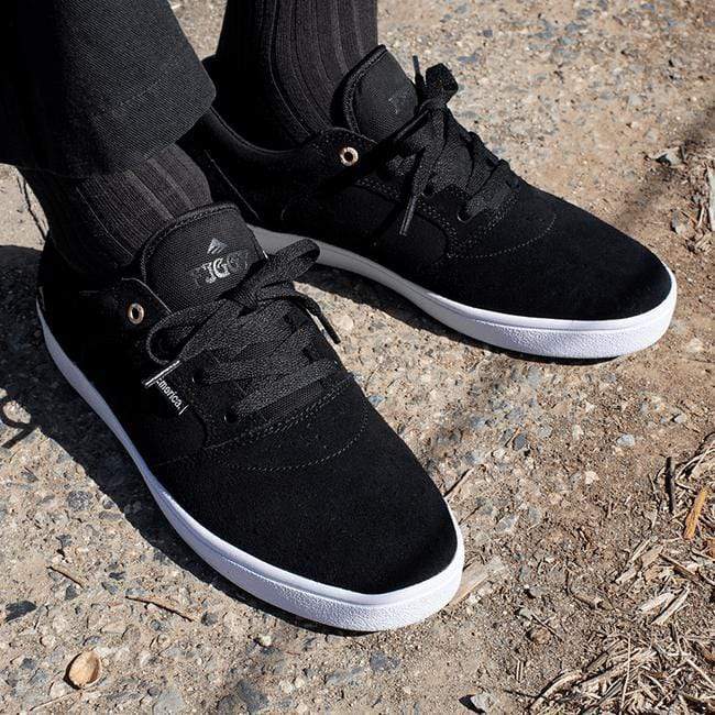 Emerica Figgy Dose Black White Gold - 50-50 Skate Shop