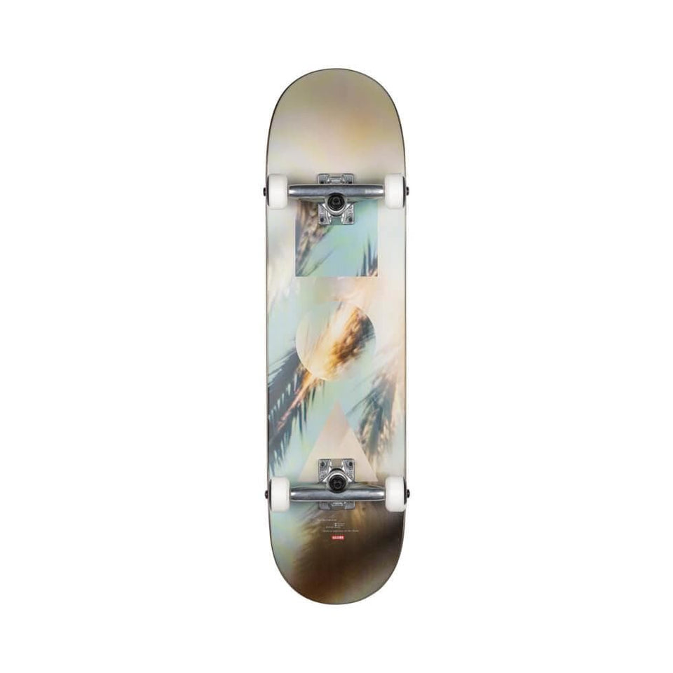 Globe Skateboard Complete G1 Stack 8.25" x 32" Daydream 14.25" WB - 50-50 Skate Shop