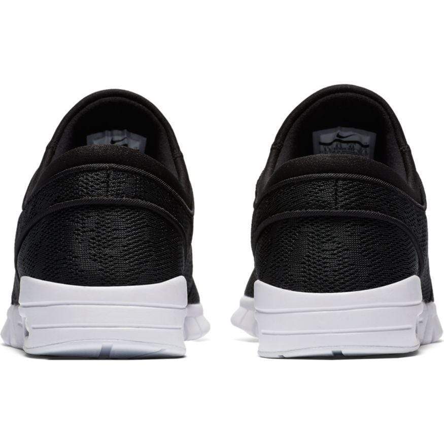 Nike sb janoski max black hot sale and white