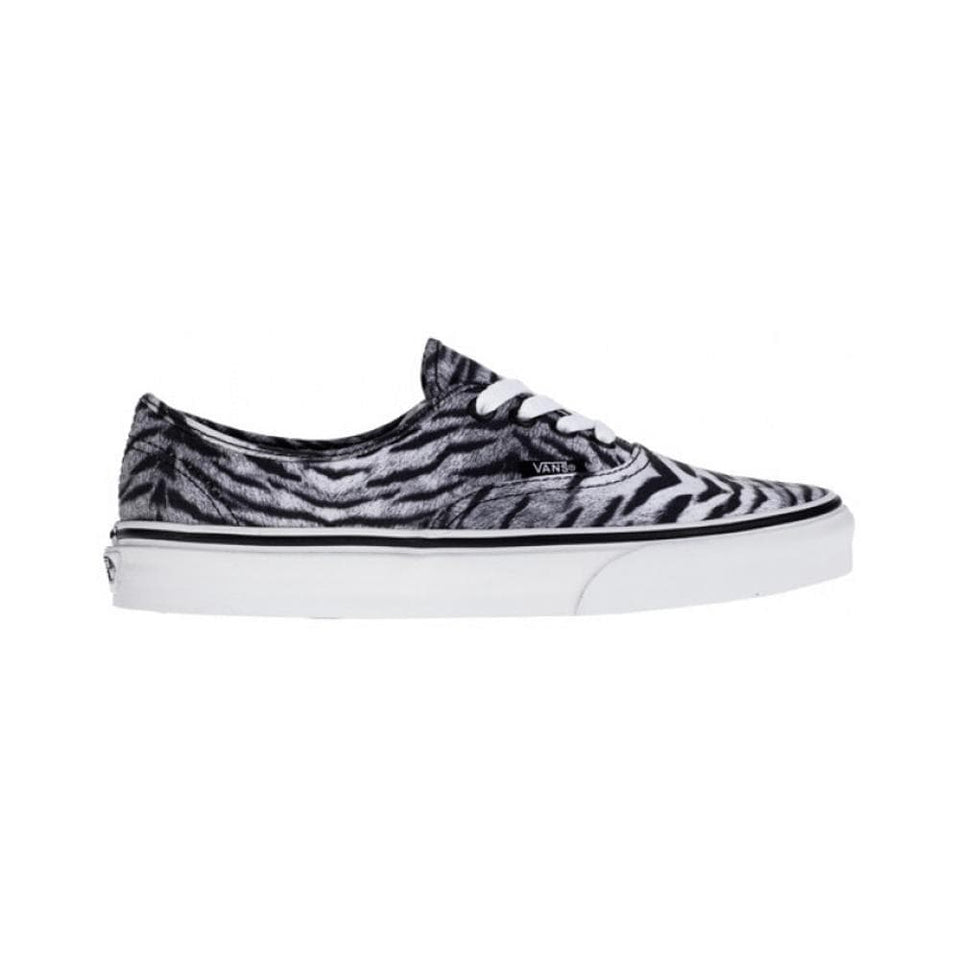 VANS AUTHENTIC (TIGER) BLACK/TRUE WHITE - 50-50 Skate Shop